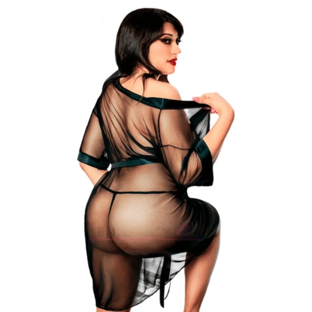 Bata de Encaje Chyprem Modelo Lynette Mussa Color Negro